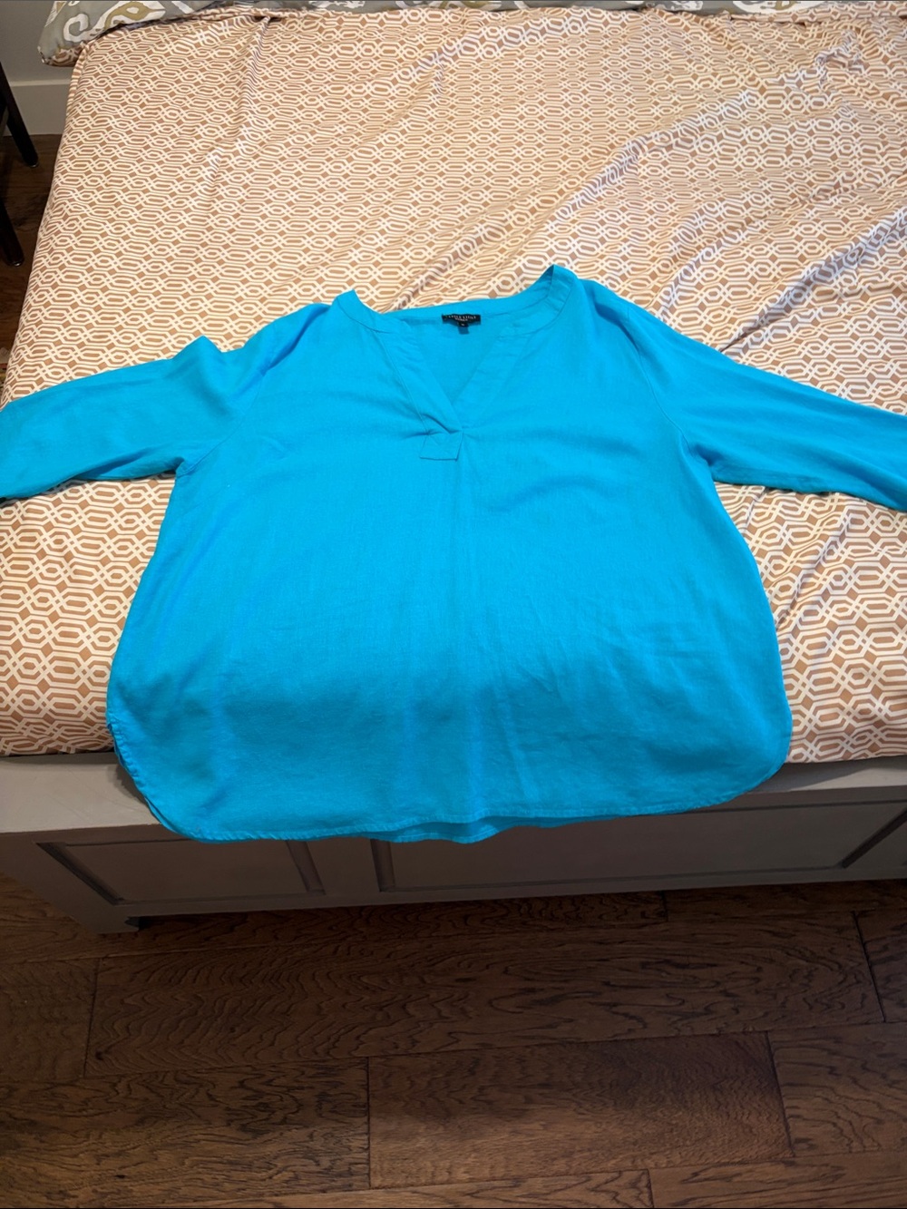 Carole Little Bright Teal V-Neck Long-Sleeve Blouse